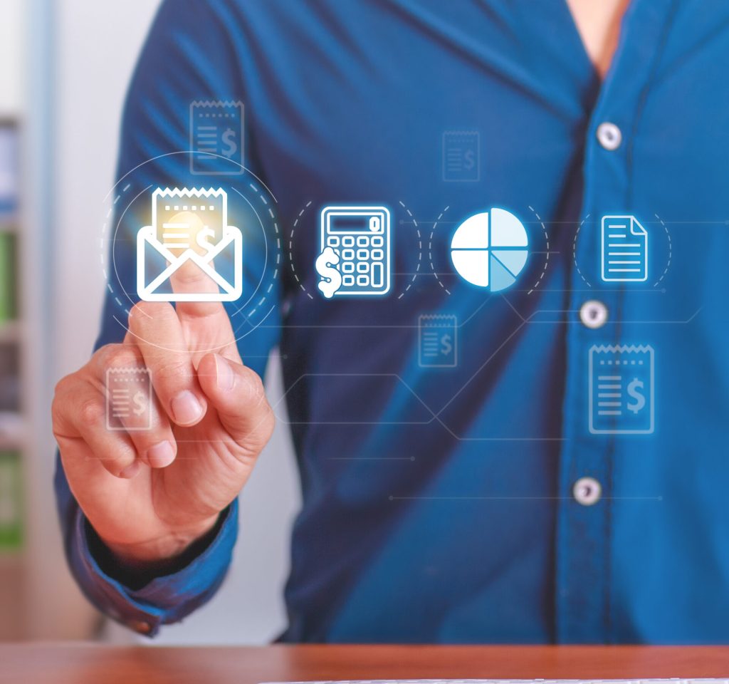 Invoicing and financial management. Digital tools for invoice processing and financial analysis.